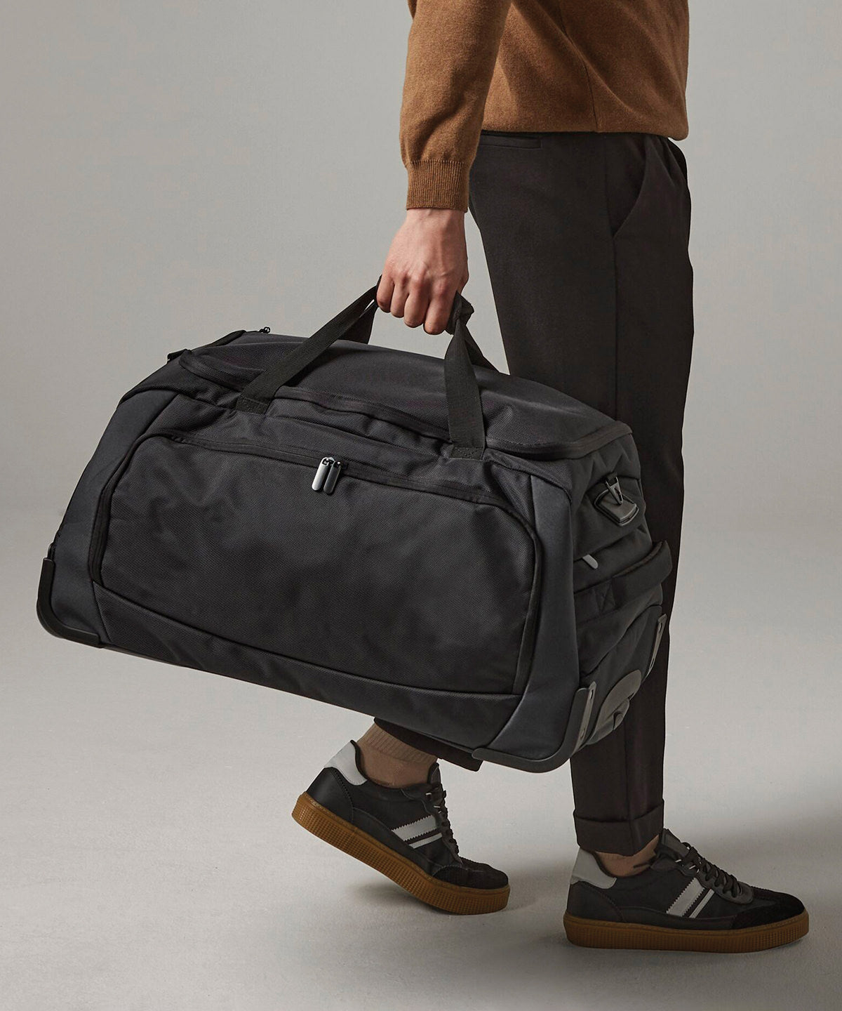 Quadra Tungsten™ wheelie travel bag Black/Dark Graphite