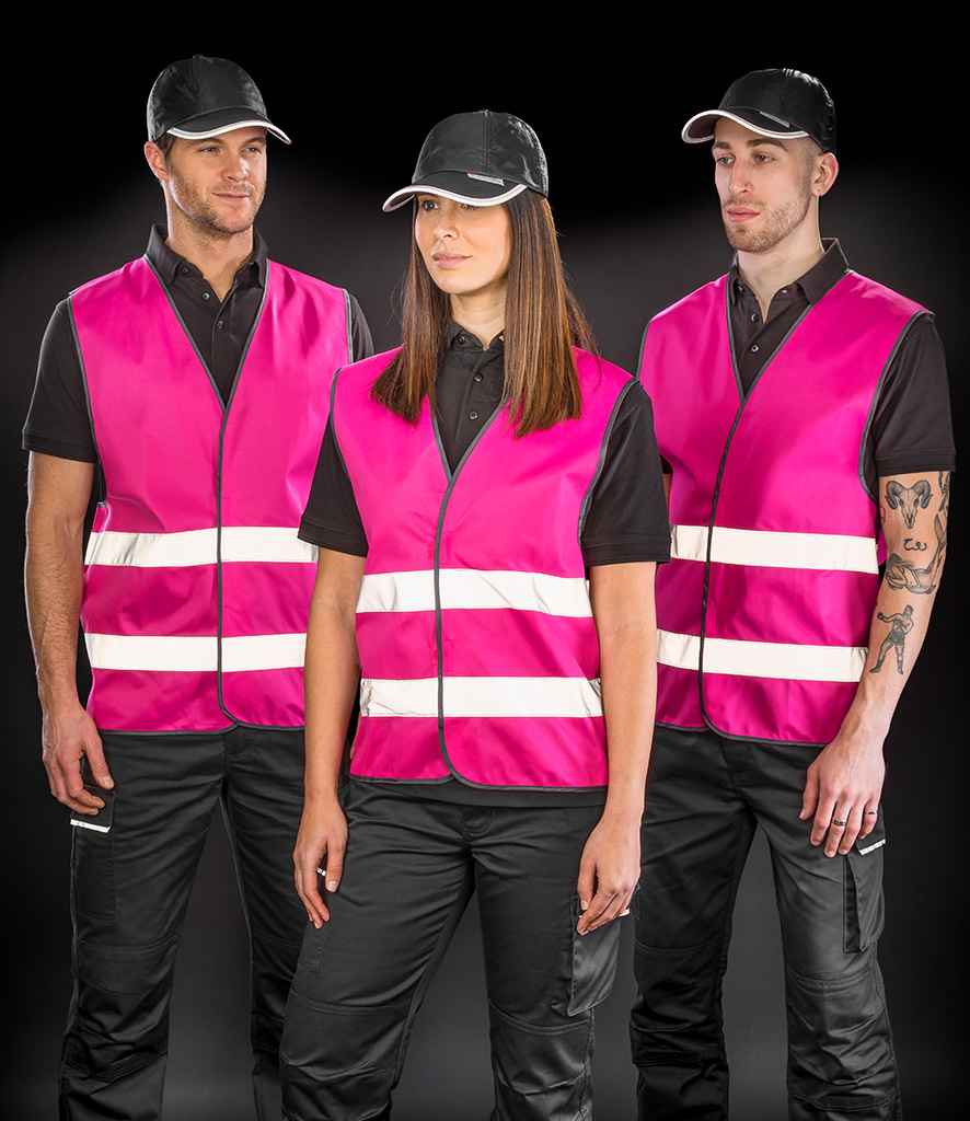 Result Core Enhanced Vis Vest - model image