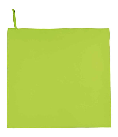 SOL'S Atoll 100 Microfibre Bath Sheet in Apple Green