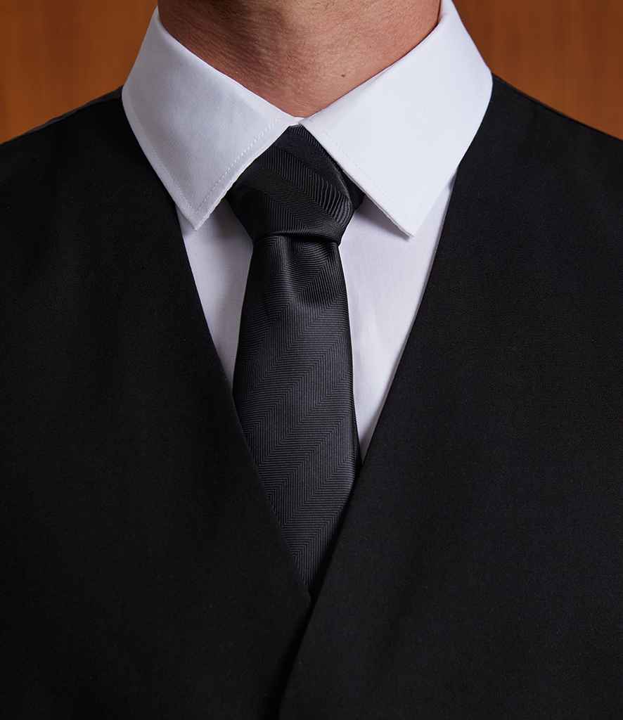 NEOBLU Tommy Plain Club Tie - model image