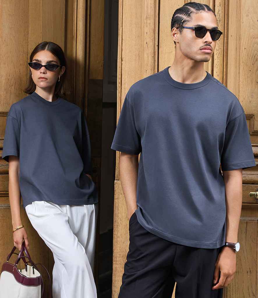 SOL'S Boxy Oversized Organic T-Shirt - model image