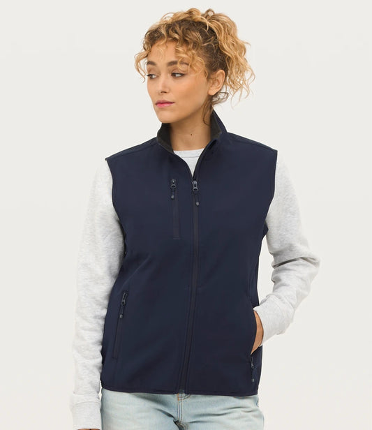 SOL'S Ladies Falcon Recycled Soft Shell Bodywarmer - Abyss Blue - Model