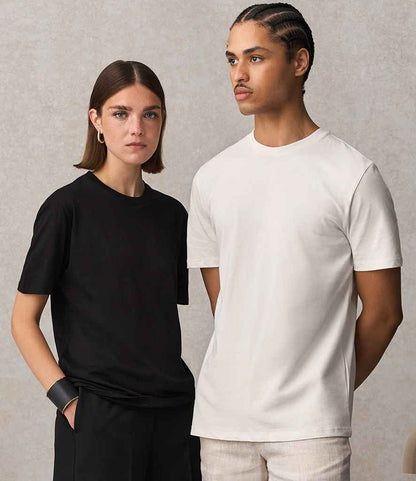 SOL'S Unisex Lyam Premium T-Shirt - model image