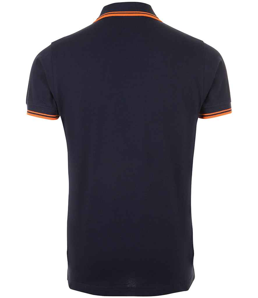 10577 FN%2fNO BACK