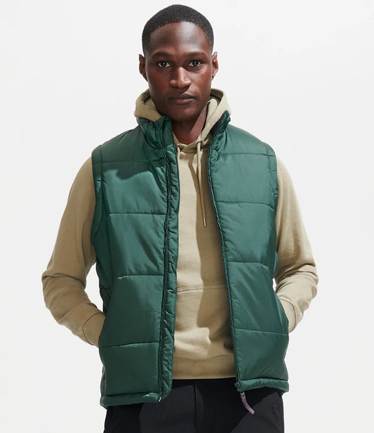 SOL'S Unisex Warm Bodywarmer - Forest Green - Model