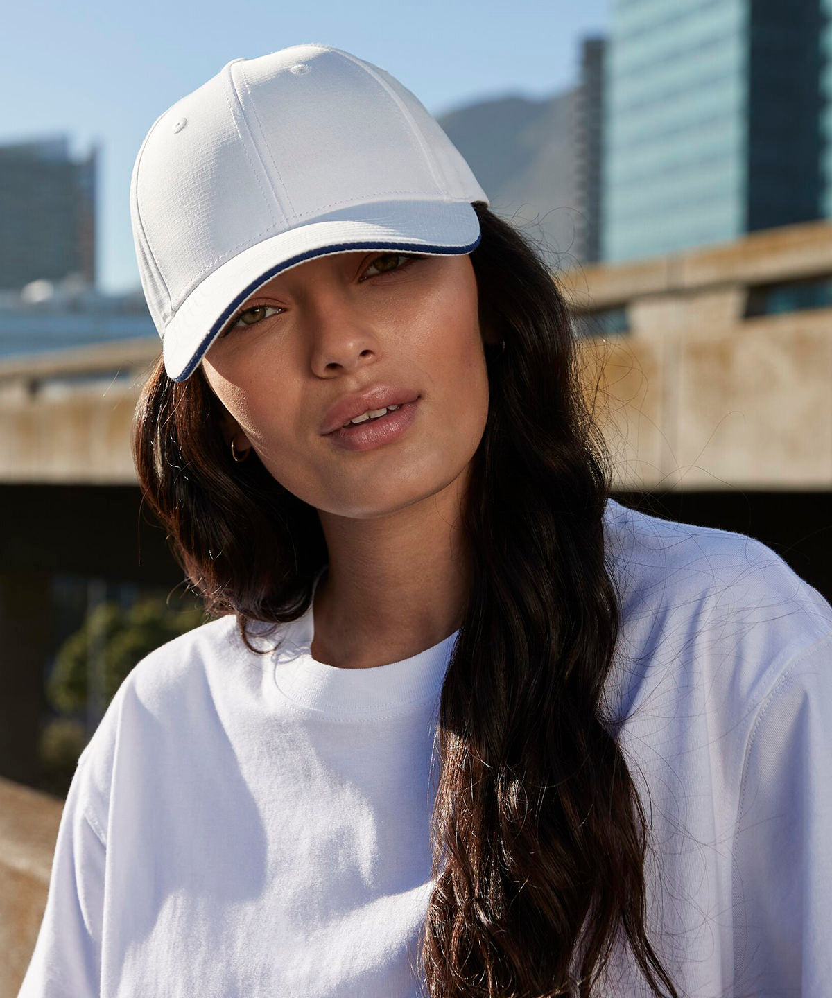 Beechfield Team sports-tech cap Black/White