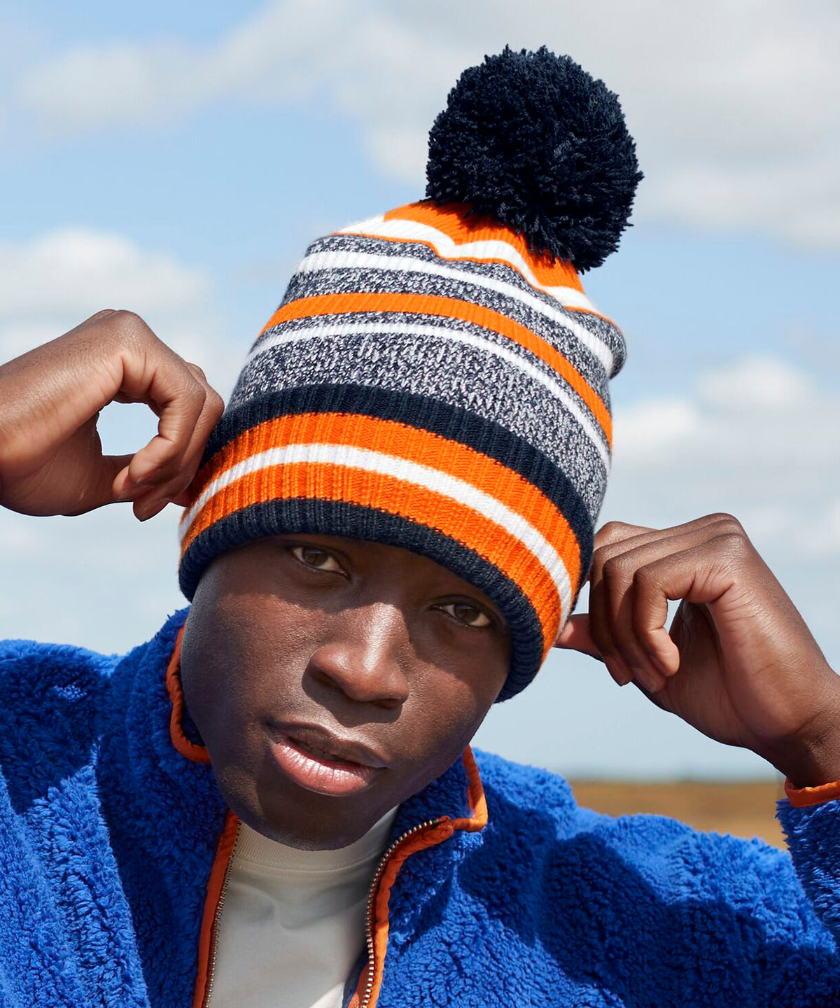Beechfield Multi-sport fan beanie Black/Graphite Grey/White