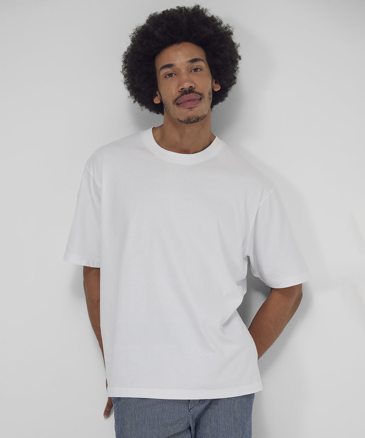 B&C Collection B&C #E220 Oversized Black