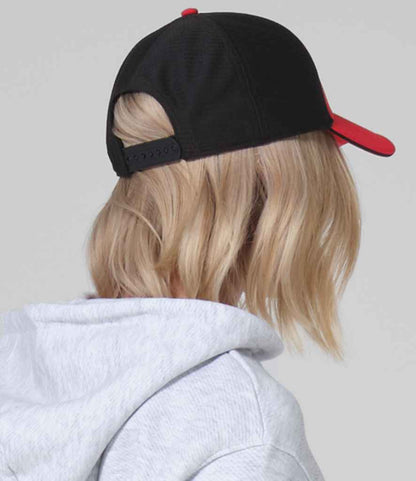 Beechfield Club Cap - model image