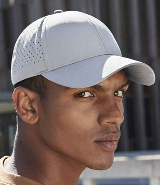 Beechfield Laser Performance Trucker Cap - model image