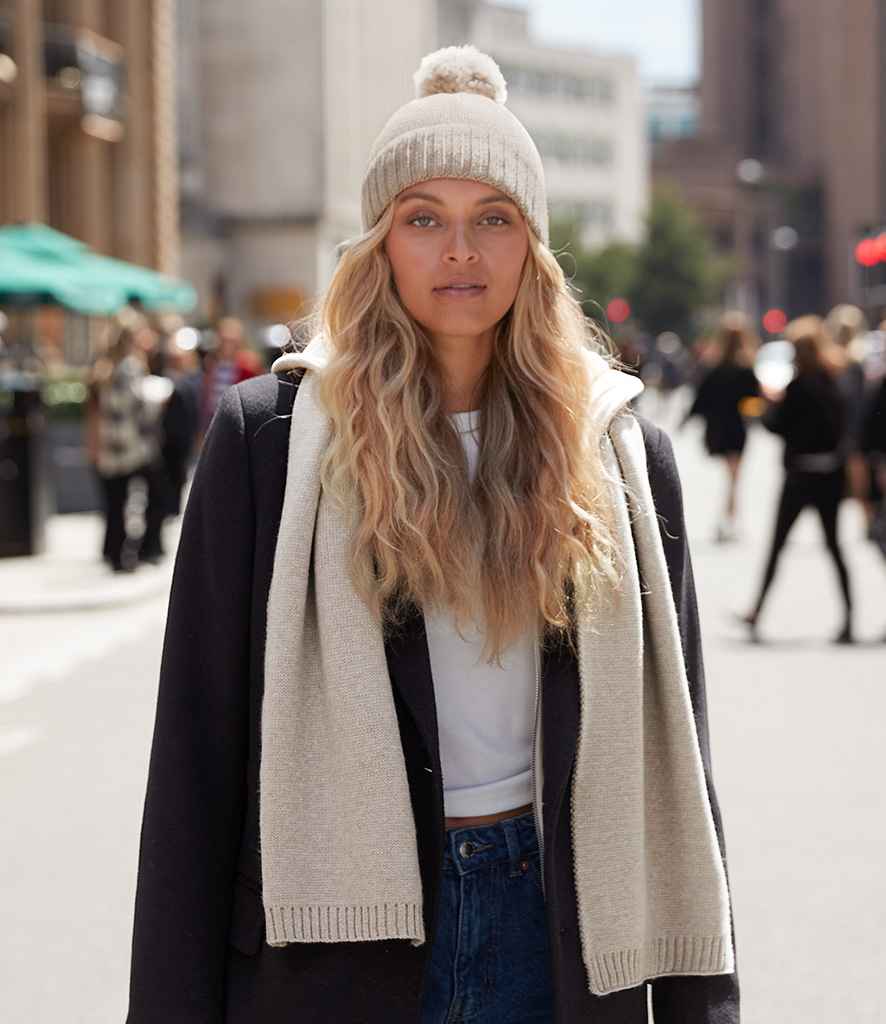 Beechfield Knitted Scarf and Beanie Gift Set - model image
