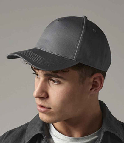 Beechfield Urbanwear 5 Panel Snapback Cap - model image