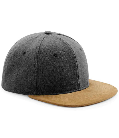 Beechfield Suede Peak Snapback Cap in Vintage Black