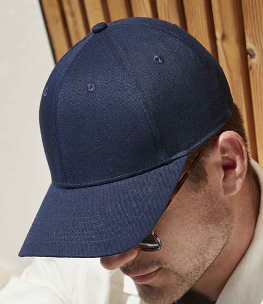 Beechfield EarthAware® Classic Organic Cotton 6 Panel Cap - model image
