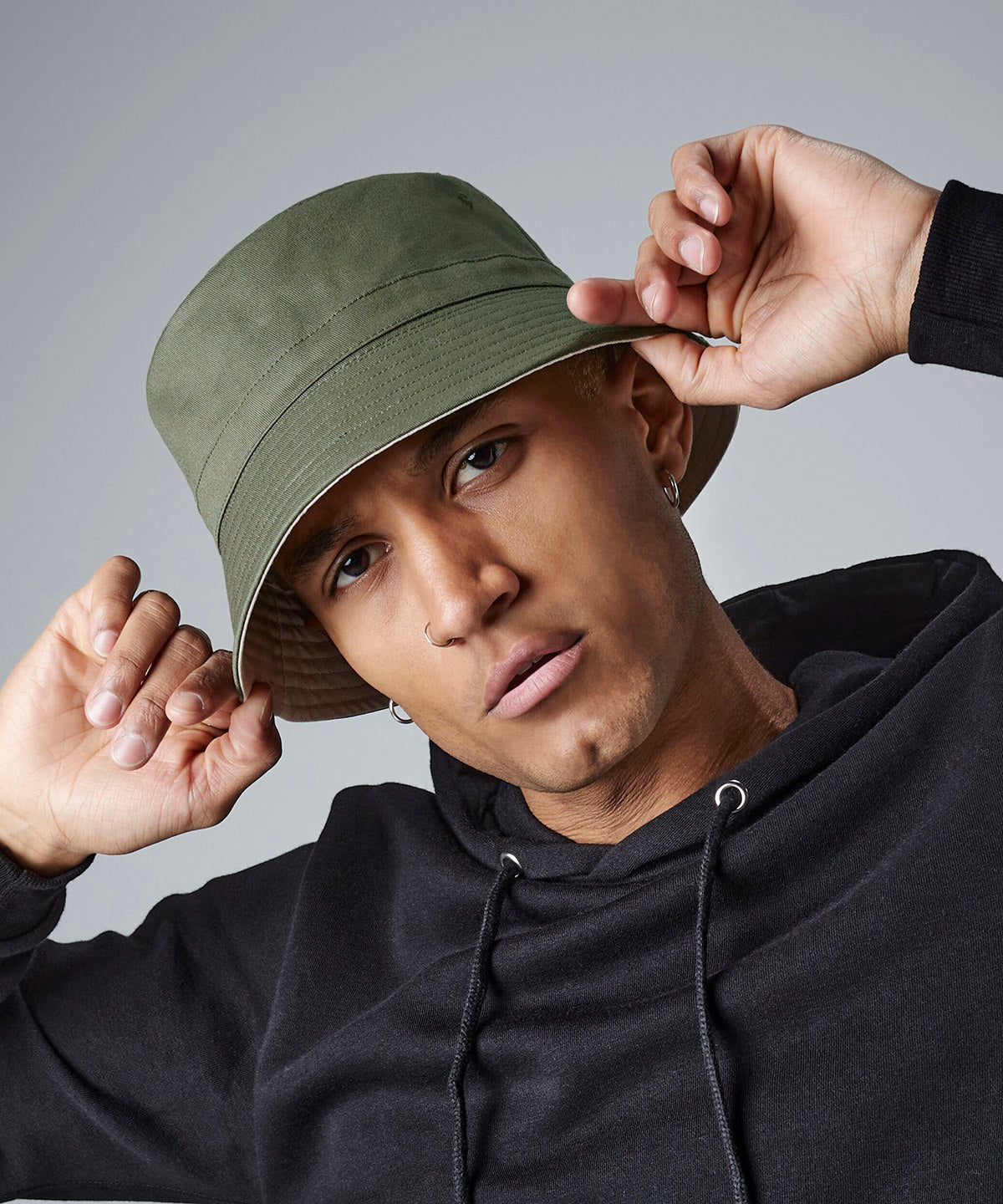 Beechfield Reversible bucket hat Black/Light Grey