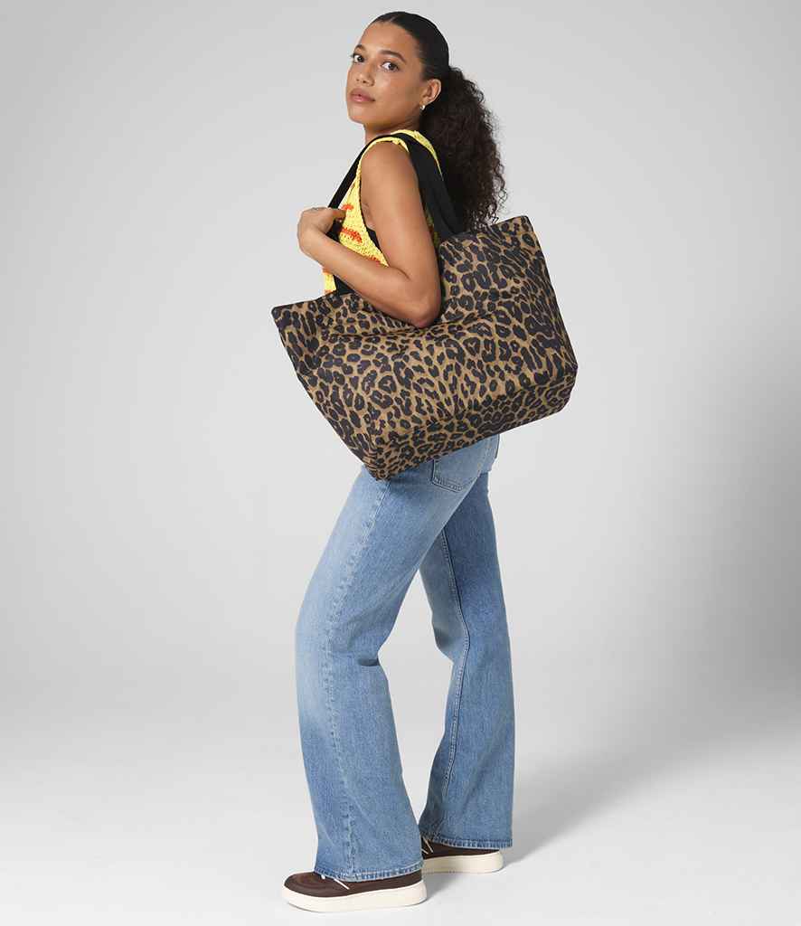 BagBase Leopard Print Carryall Tote Bag - model image