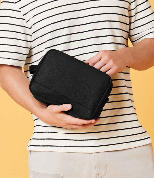 BagBase BagBase Recycled Essentials Wash Bag