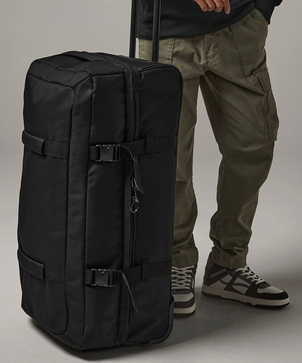 BagBase Escape check-in wheelie Black