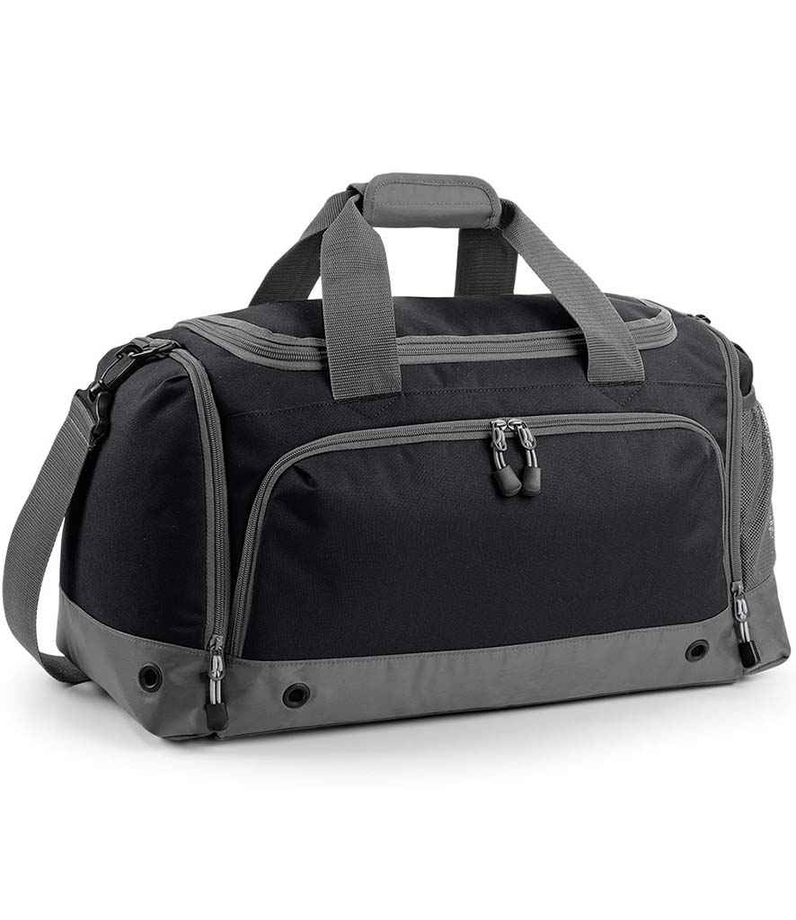 BagBase Athleisure Holdall in Black/Graphite Grey