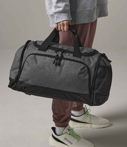 BagBase Athleisure Holdall - model image