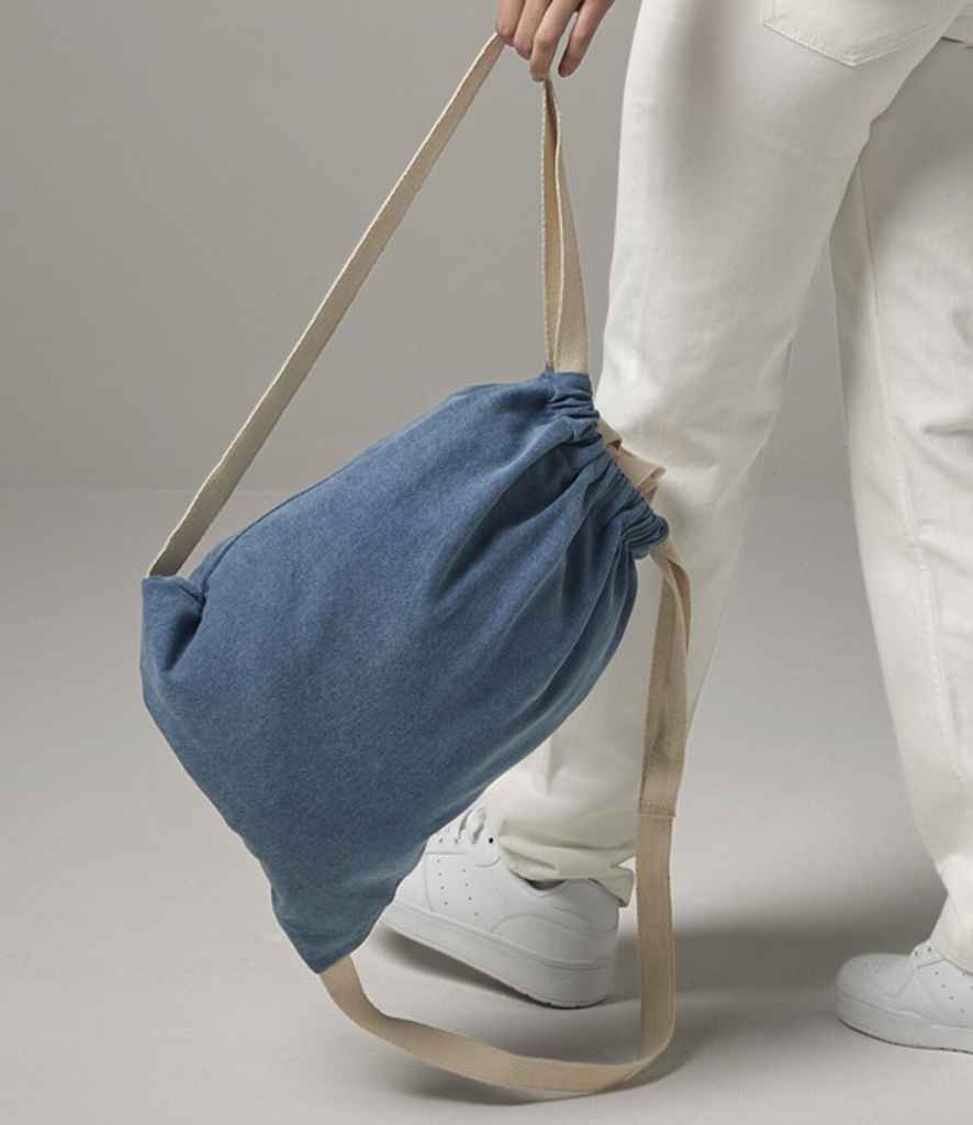 BagBase Denim Gymsac - model image