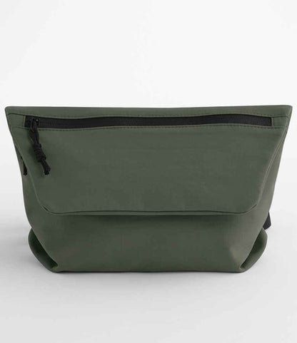 BagBase Minimal Lifestyle Mini Messenger Bag - model image