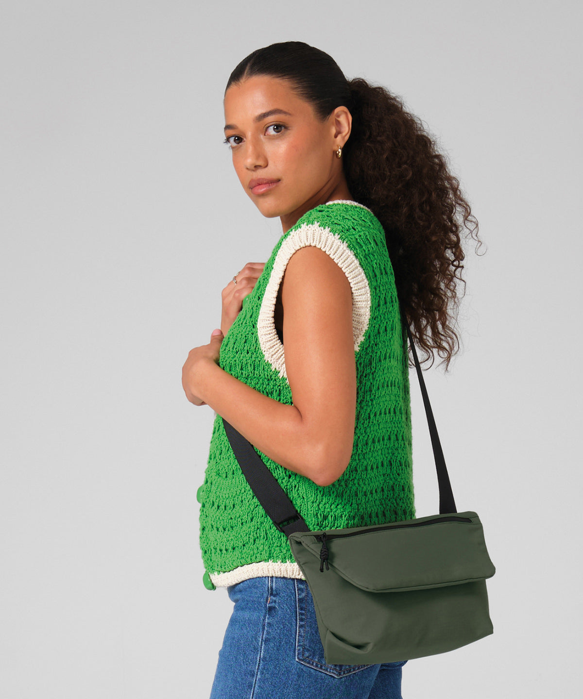 BagBase Minimal lifestyle mini messenger Black