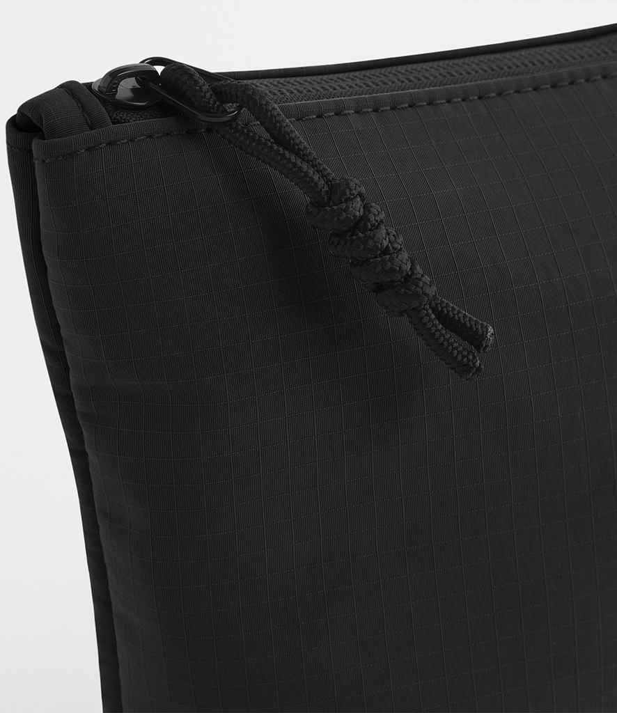 BagBase Minimal Lifestyle Pouch - model image
