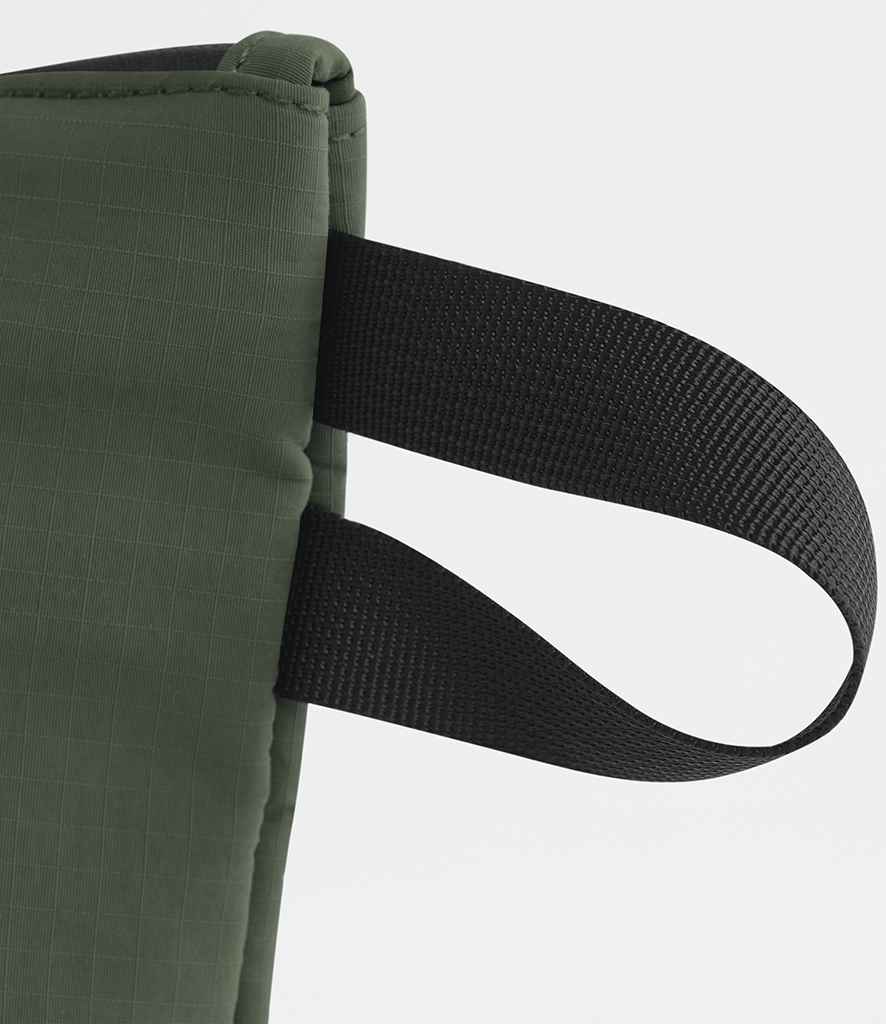 BagBase Minimal Lifestyle Pouch - model image