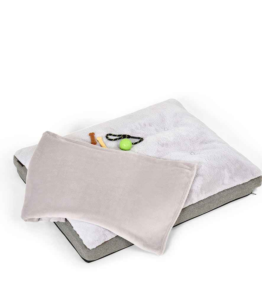 Brand Lab Pet Teddy Fleece Blanket