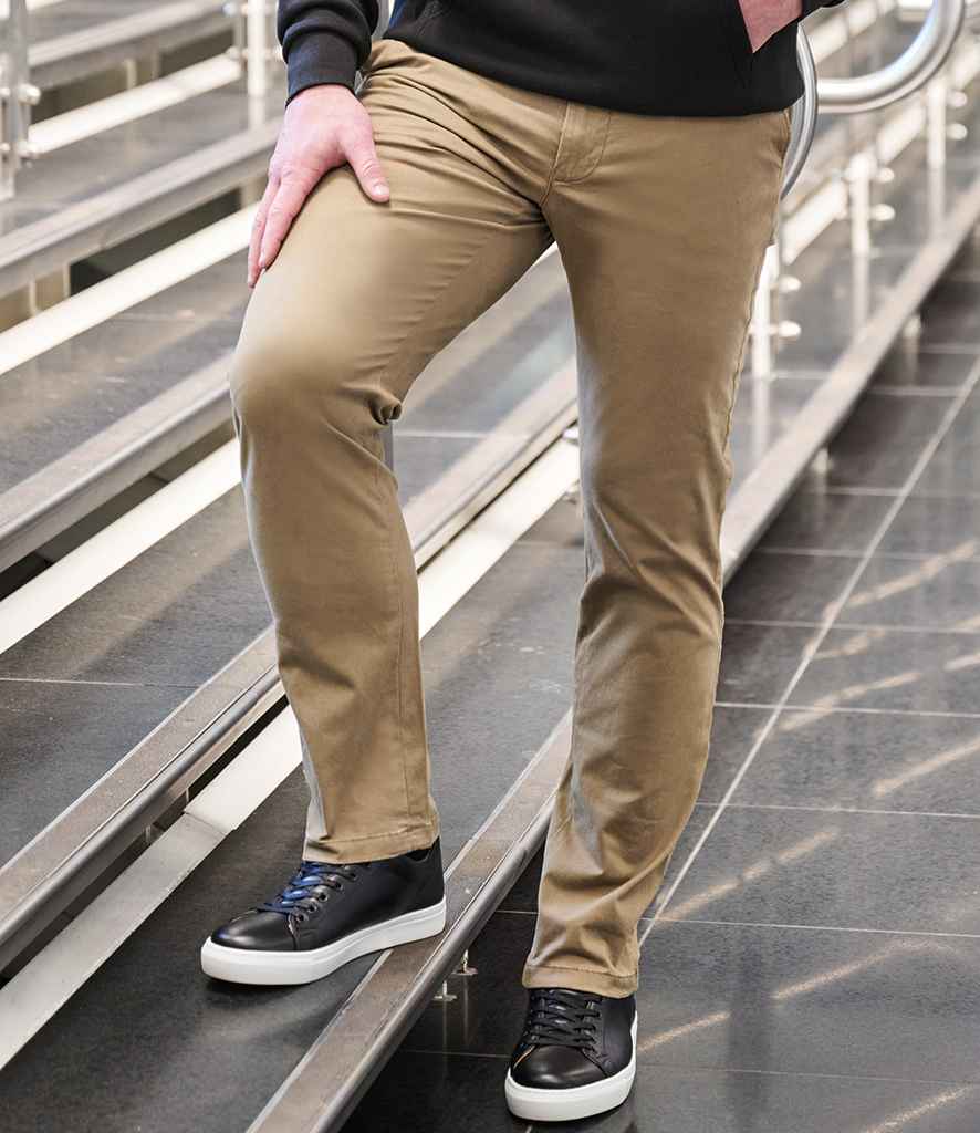 Brook Taverner Leo Slim Fit Chino Trousers - model image