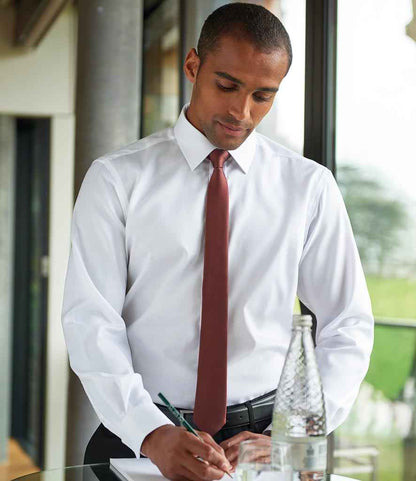 Brook Taverner Ortona Classic Fit Long Sleeve Shirt - model image