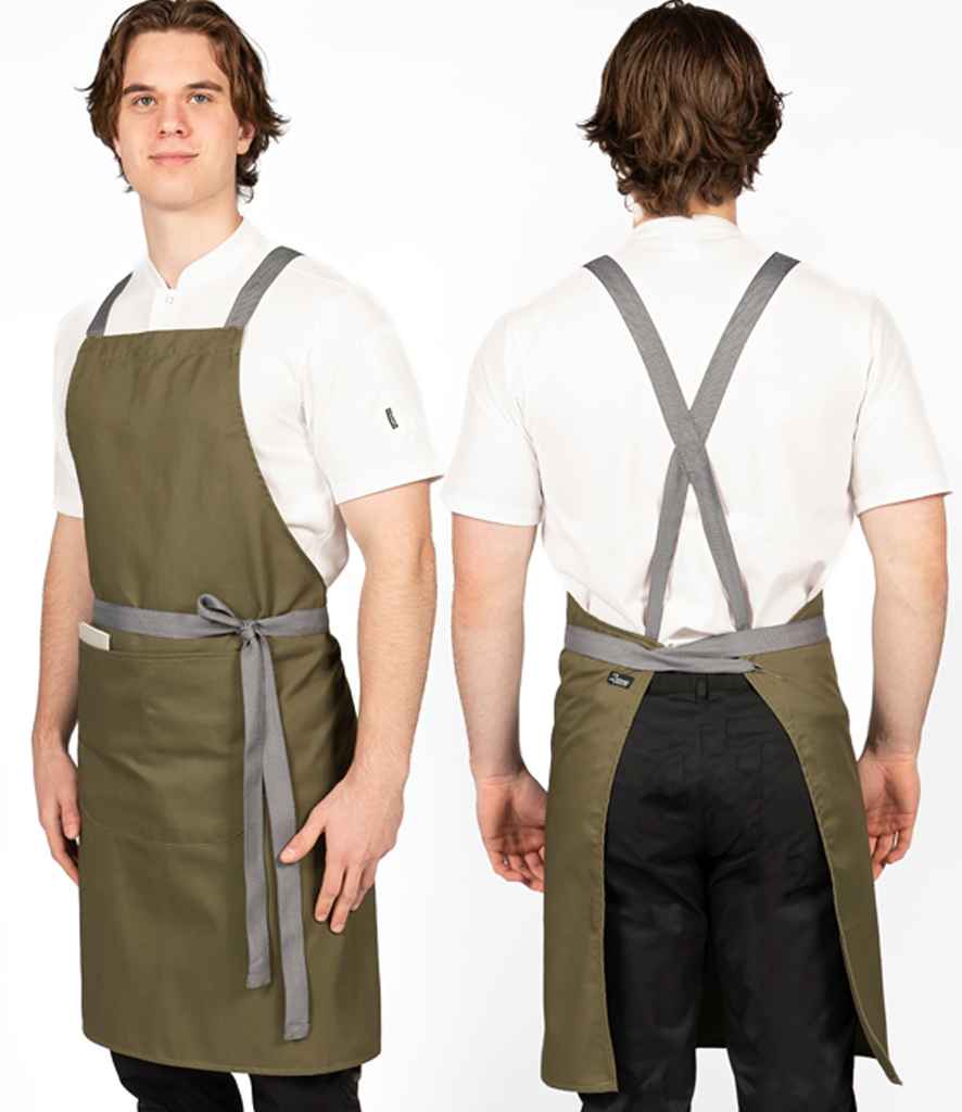 Dennys Cross Back Apron - model image