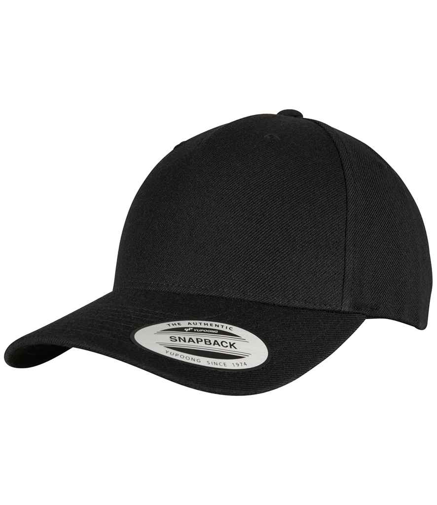 Flexfit 5 Panel Premium Curved Snapback in Black
