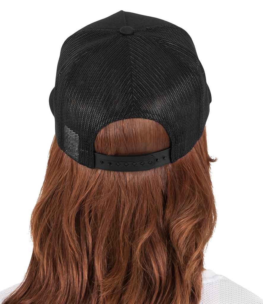 Flexfit Classic Trucker Cap - model image