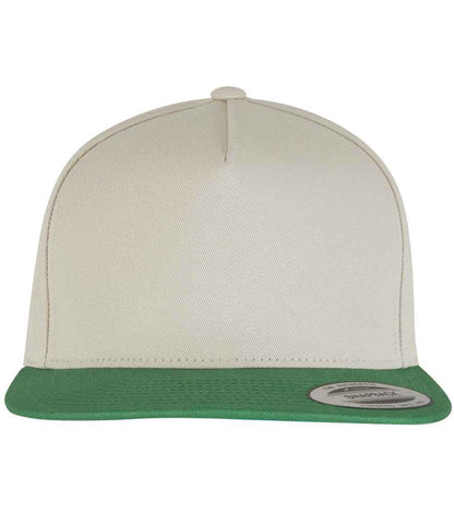 Flexfit Classic 5 Panel Snapback Cap in Beige/Green