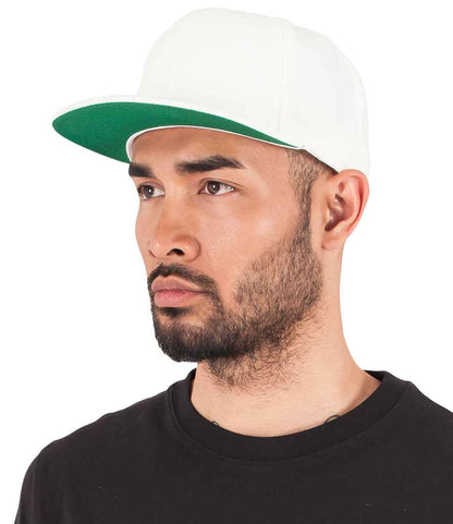 Flexfit / Yupoong Flexfit Classic Snapback Cap White