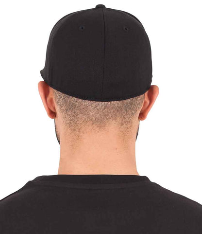 Flexfit / Yupoong Flexfit Premium 210 Fitted Cap Black