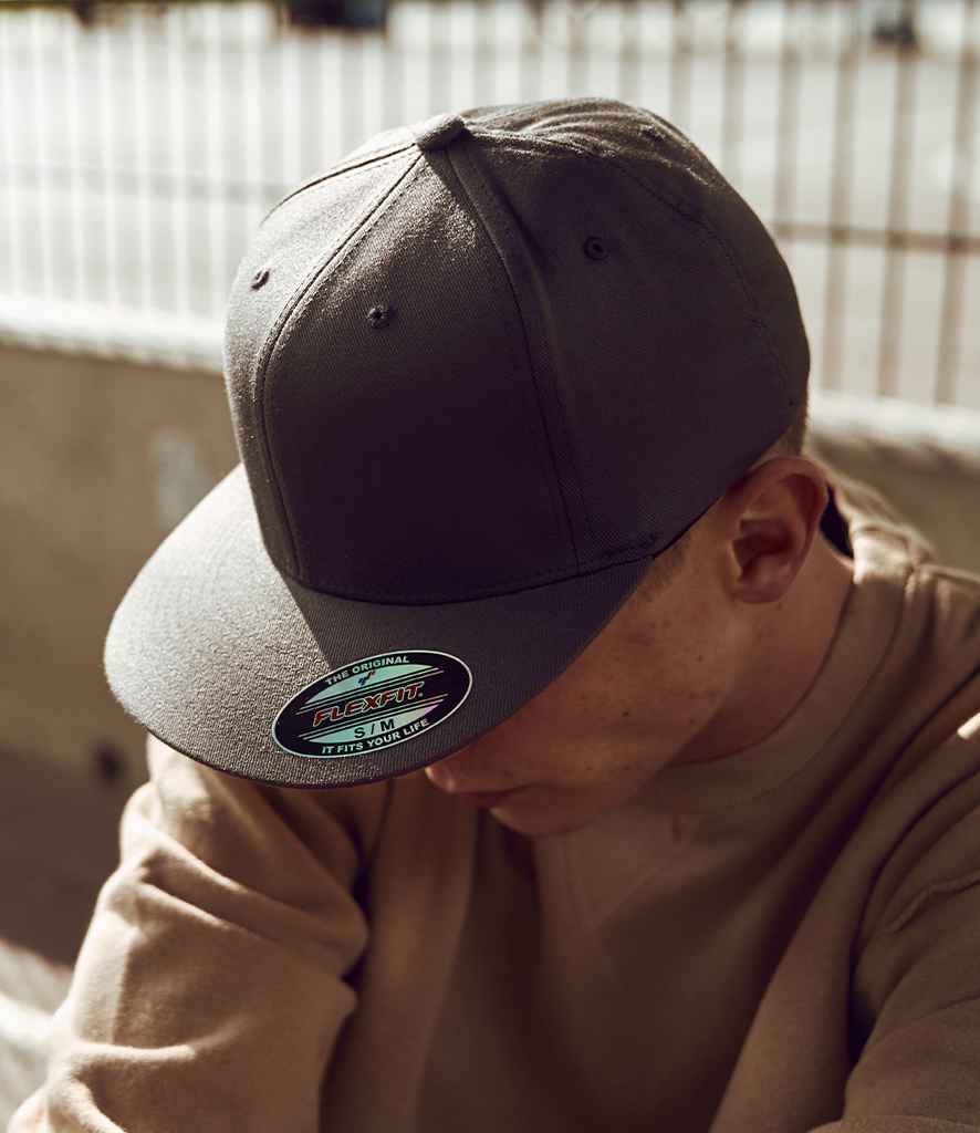Flexfit / Yupoong Flexfit Flat Visor Cap
