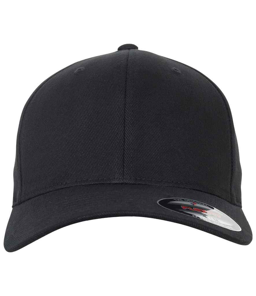Flexfit Brushed Twill Cap in Black