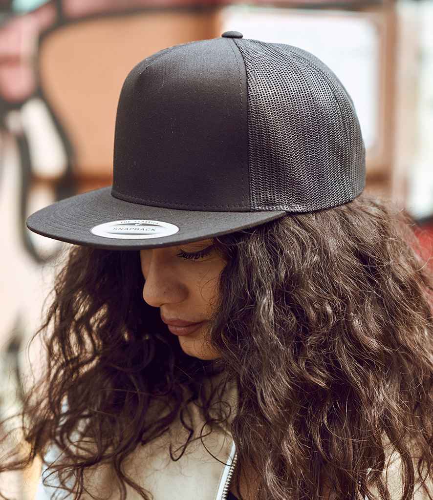 Flexfit 5 Panel Retro Trucker Cap - model image