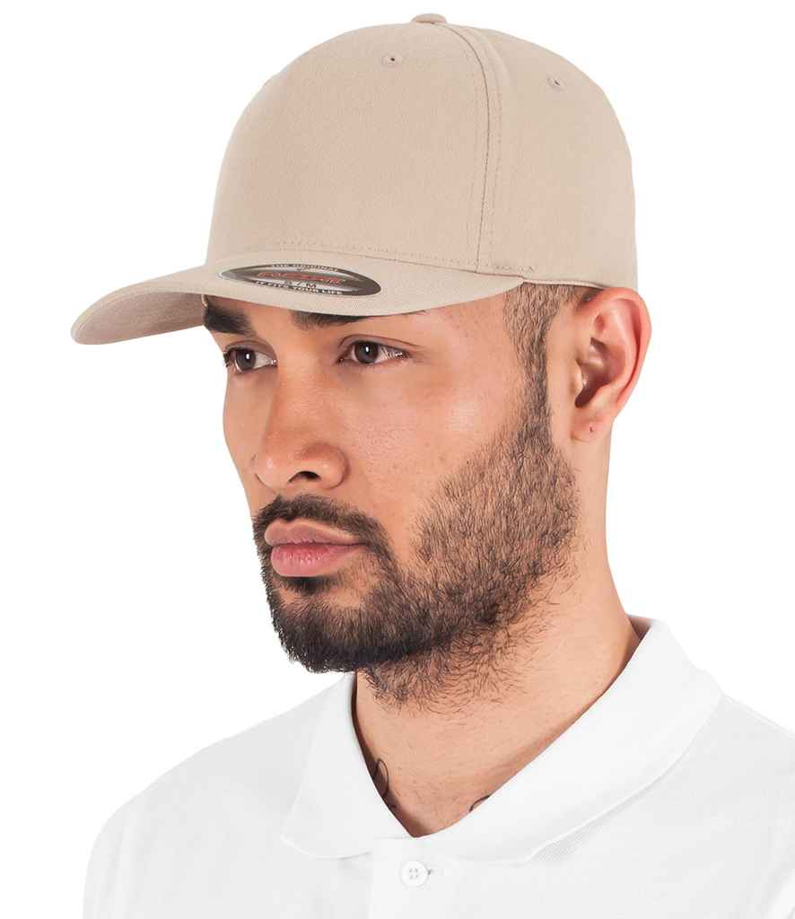 Flexfit / Yupoong Flexfit 5 Panel Cap Beige