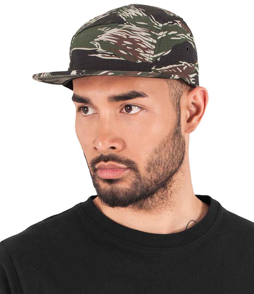 Flexfit / Yupoong Flexfit Classic Jockey Cap Camouflage