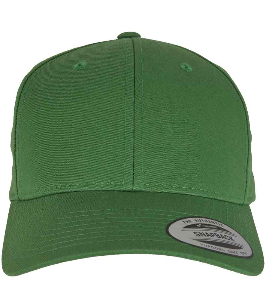 Flexfit Curved Classic Snapback Cap in Classic Green