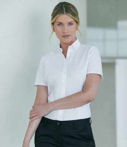 Henbury Ladies Modern Short Sleeve Regular Fit Oxford Shirt - model image