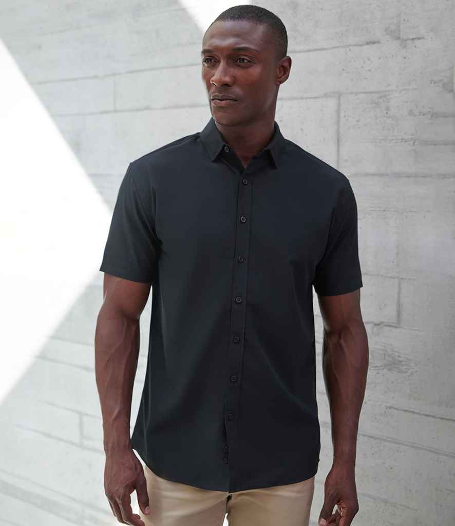 Henbury Henbury Short Sleeved Cotton Feel Coolplus® Shirt Black