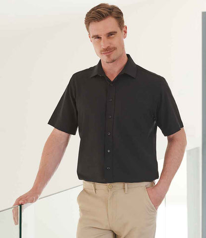 Henbury Henbury Short Sleeve Wicking Shirt Black