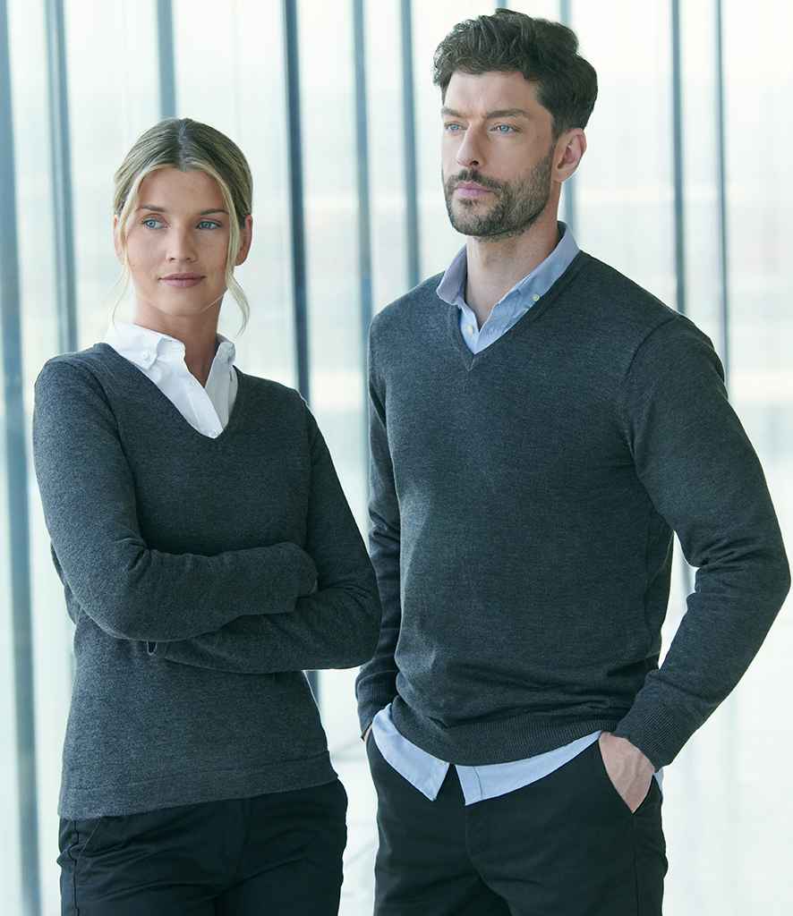 Henbury Ladies Lightweight Cotton Acrylic V Neck Sweater - model image