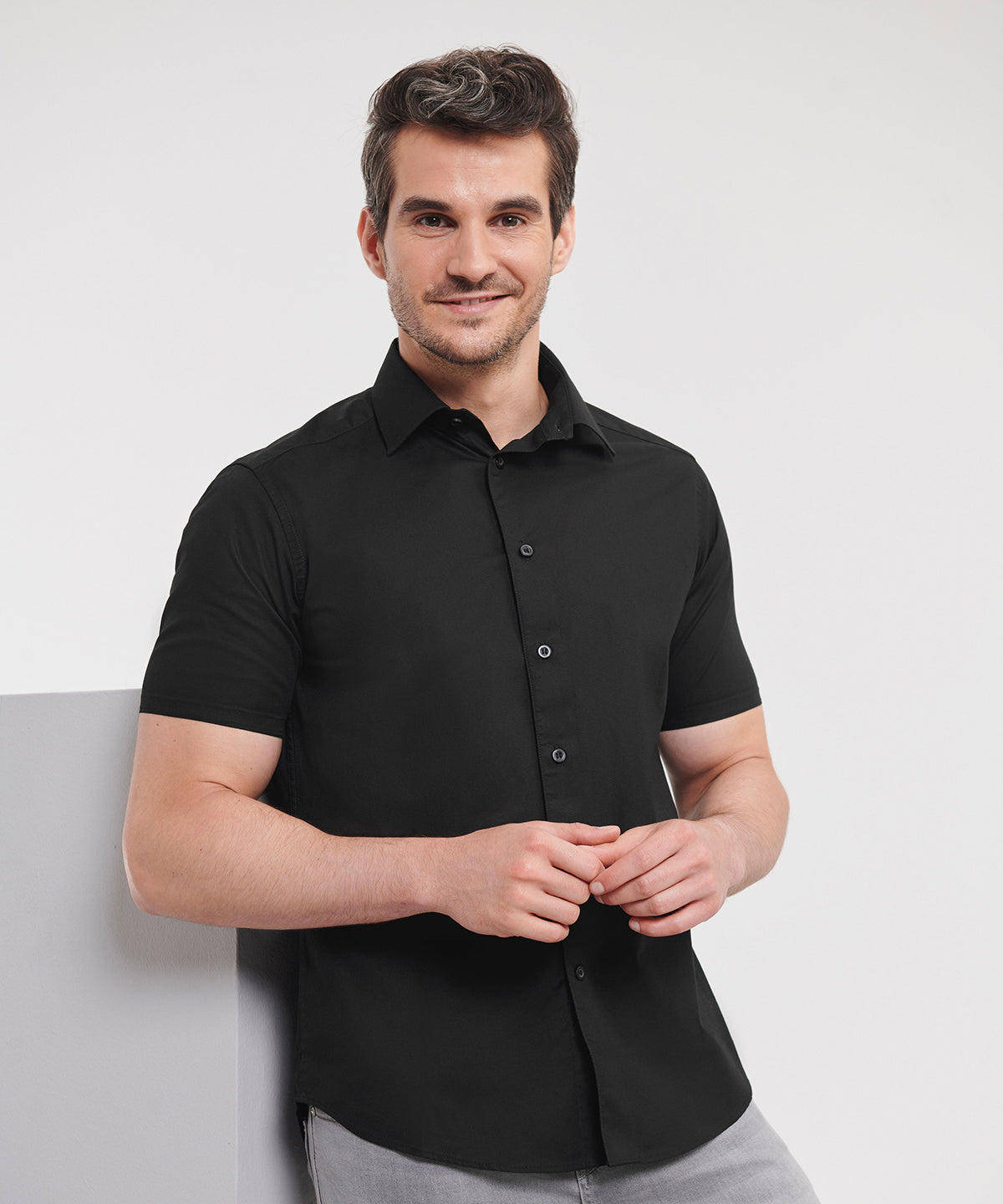 Russell Short sleeve easycare fitted shirt Black