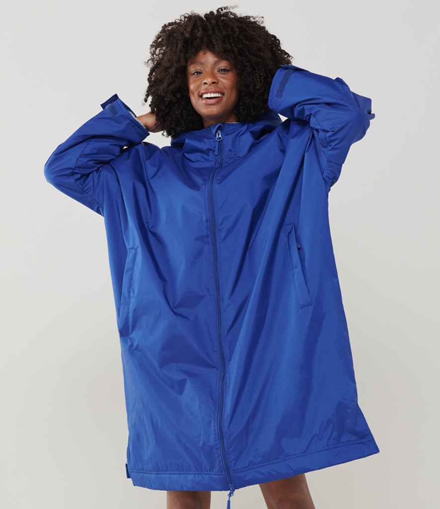 Finden + Hales Adults All Weather Robe - model image